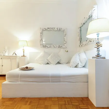 Spanish Steps Flat