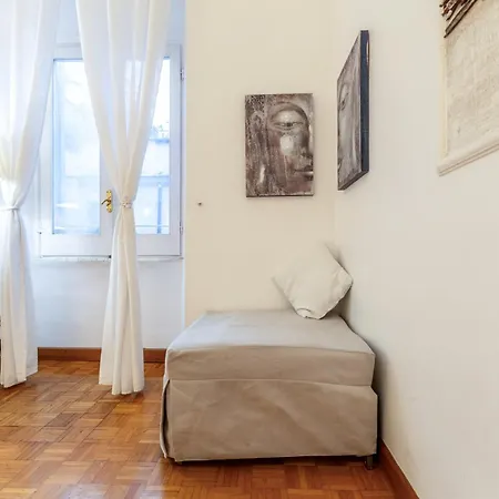 Spanish Steps Flat *
